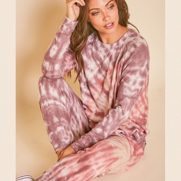 Long Sleeve Sunburst Raglan Sweatshirt - Picture 5 of 16